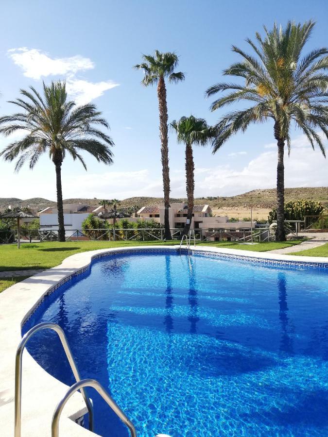 Bajo Con Jardin Propio En Valle Del Golf!! Apartment
